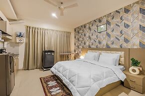 The Greenville by Parfait Street