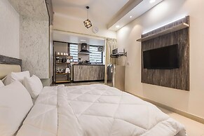 The Greenville by Parfait Street