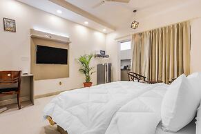 The Greenville by Parfait Street