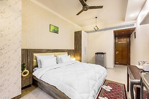 The Greenville by Parfait Street