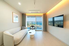 DIAMER Sokcho Hotel by AnookStay