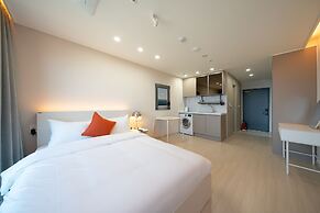 DIAMER Sokcho Hotel by AnookStay