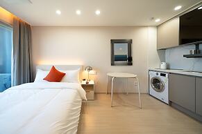 DIAMER Sokcho Hotel by AnookStay