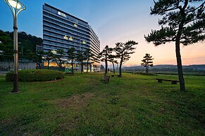 DIAMER Sokcho Hotel by AnookStay