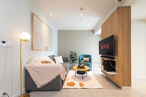 Luminous - Zenity Luxury Apartment - District 1