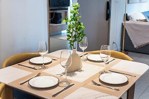 Luminous - Zenity Luxury Apartment - District 1