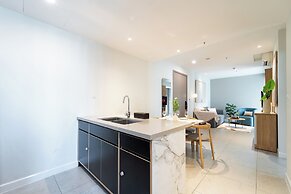 Luminous - Zenity Luxury Apartment - District 1