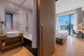 Luminous - Zenity Luxury Apartment - District 1