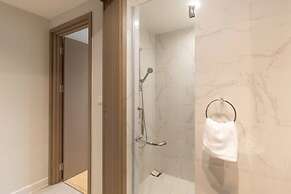 Luminous - Zenity Luxury Apartment - District 1