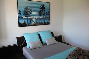 Charming Holiday House in Bairros Portugal With Mountain Views