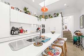 2 Bedroom House - Hobart CBD