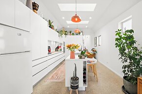 2 Bedroom House - Hobart CBD