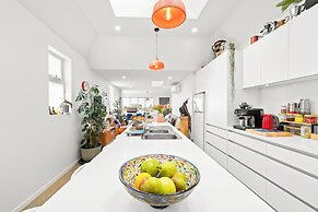 2 Bedroom House - Hobart CBD