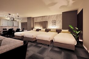 minamisemba crystalplaza