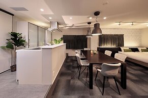 minamisemba crystalplaza