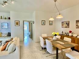 Aphrodite's Apartments