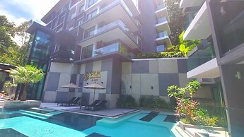 Room-a301- 1 Bedroom Corner Condo Forest