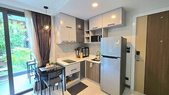 Room-a301- 1 Bedroom Corner Condo Forest