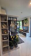 Room-a301- 1 Bedroom Corner Condo Forest