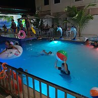 AOSMECPoolCamp Hotel