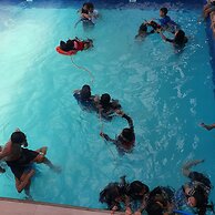 AOSMECPoolCamp Hotel