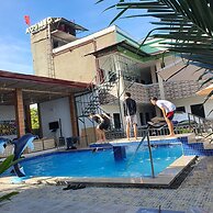 AOSMECPoolCamp Hotel