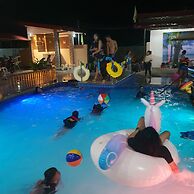 AOSMECPoolCamp Hotel