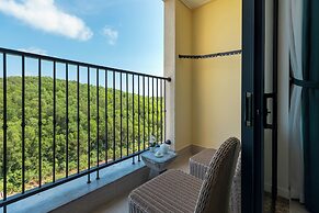 Sunset Hillside Condotel