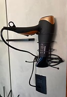 Completinho e perto do shopping