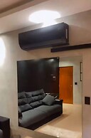 Completinho e perto do shopping