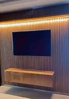 Completinho e perto do shopping