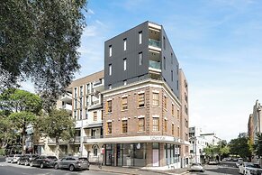 Elizabeth Street Apartments