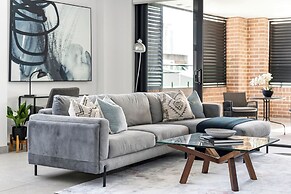 Elizabeth Street Apartments