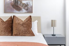 Elizabeth Street Apartments