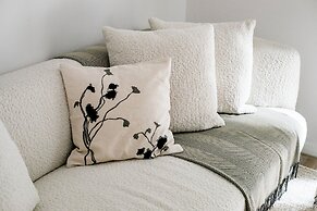 Chleo - Glamorous 2 BR Apt. in Athens