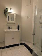 Tullesbo Sätesgård