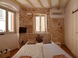 Modern and Cozy Rovinj Old Town Apartments