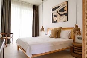 No.908 Sunset Hotel