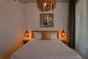 No.908 Sunset Hotel