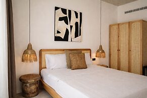 No.908 Sunset Hotel
