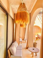 No.908 Sunset Bar