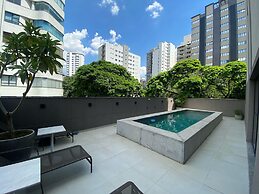 Piscina- AC- academia - Brazilian Corner