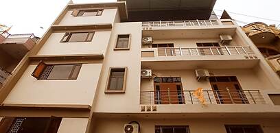 Glow Inn HomeStay