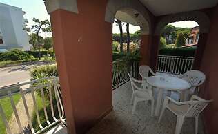 Lovely Flat With Balcony and Private Parking Space 50mt From the sea i