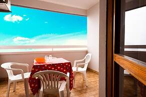 Charming Apartment Near the Beach