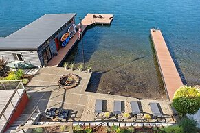 Lakefront Luxury Stunning Views Dock Hot Tub