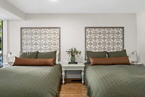 Lakefront Luxury Stunning Views Dock Hot Tub