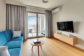 NORDBYHUS Żurawie Foodhall & Stocznia