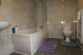 Sefton House by Smart Corporate Stays