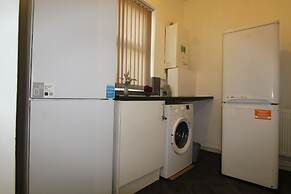 Sefton House by Smart Corporate Stays